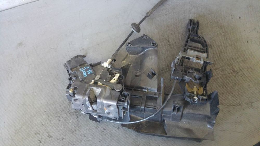 Broasca dreapta fata ford focus 2 3m5a-r21812ar