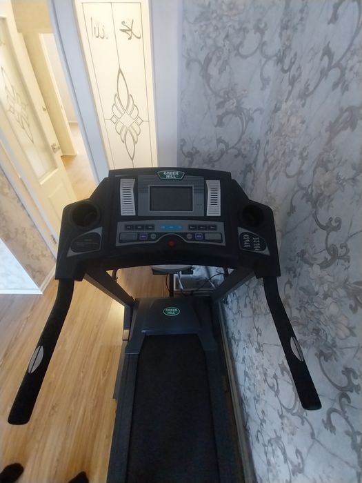 Продаю беговую дорожку