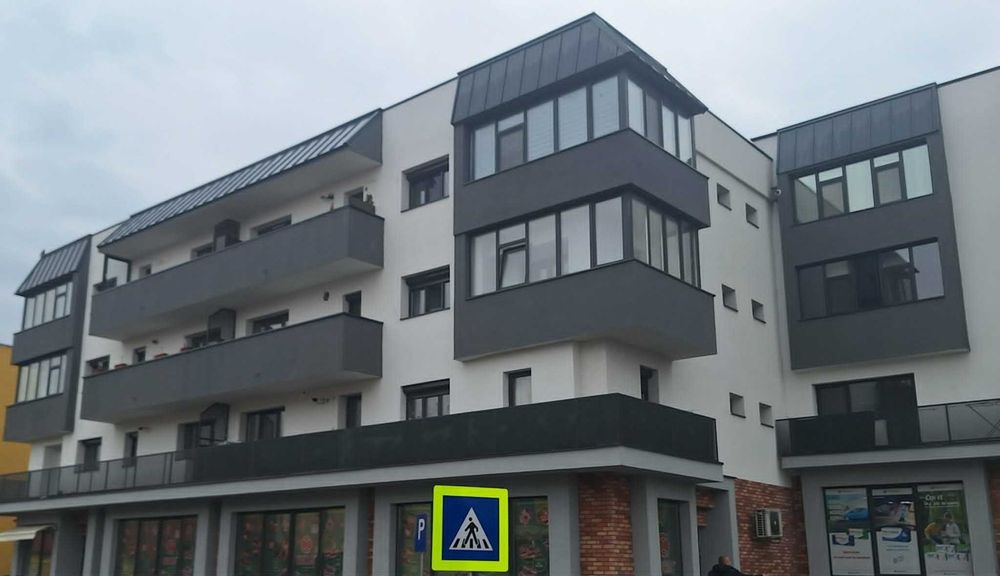 PF Vand Apartament cu 3 Camere