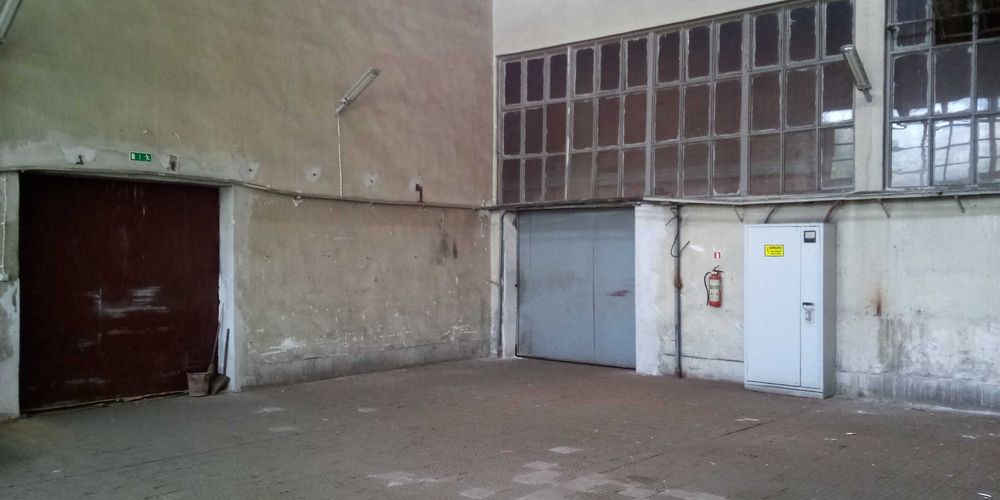 Дава се под наем  в Троян - 220 кв.м за 509.49 € - Снимка #1