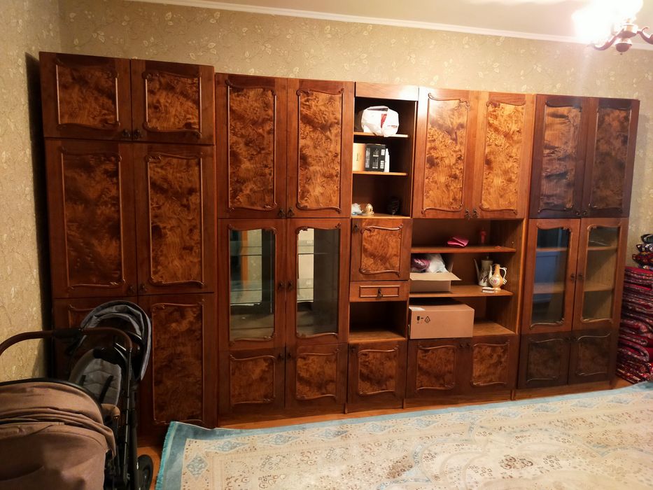 СТЕНКА ( в гостиную)