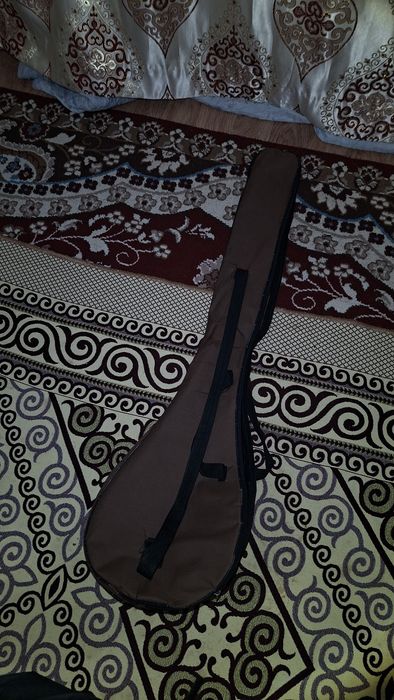 Домбыра сатылады