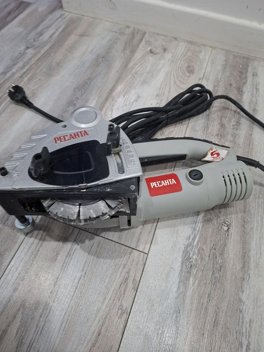 Штроборез Ресанта ШТ-30/2000К