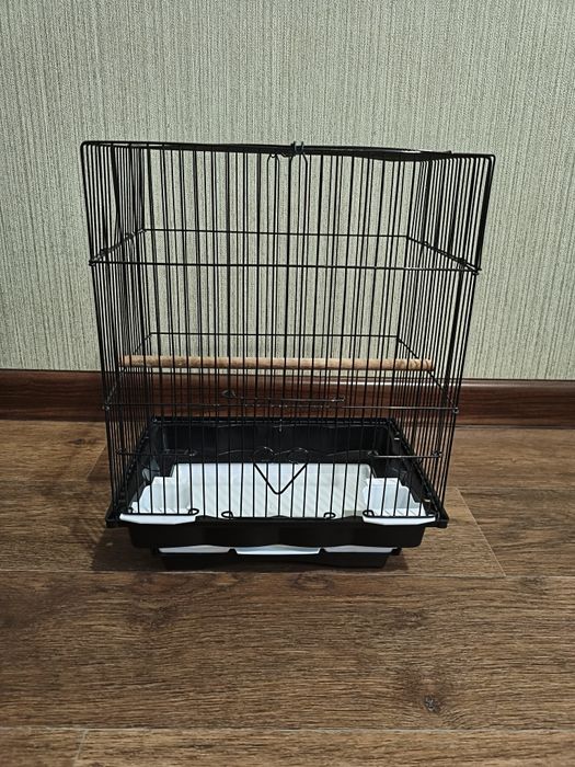 Продам клетки для птиц.