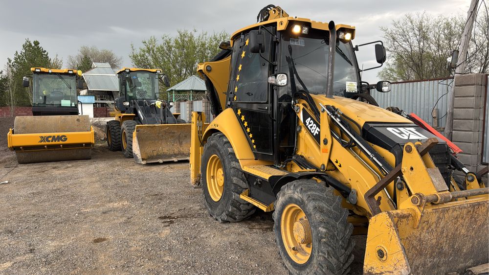 Фары на catterpiler