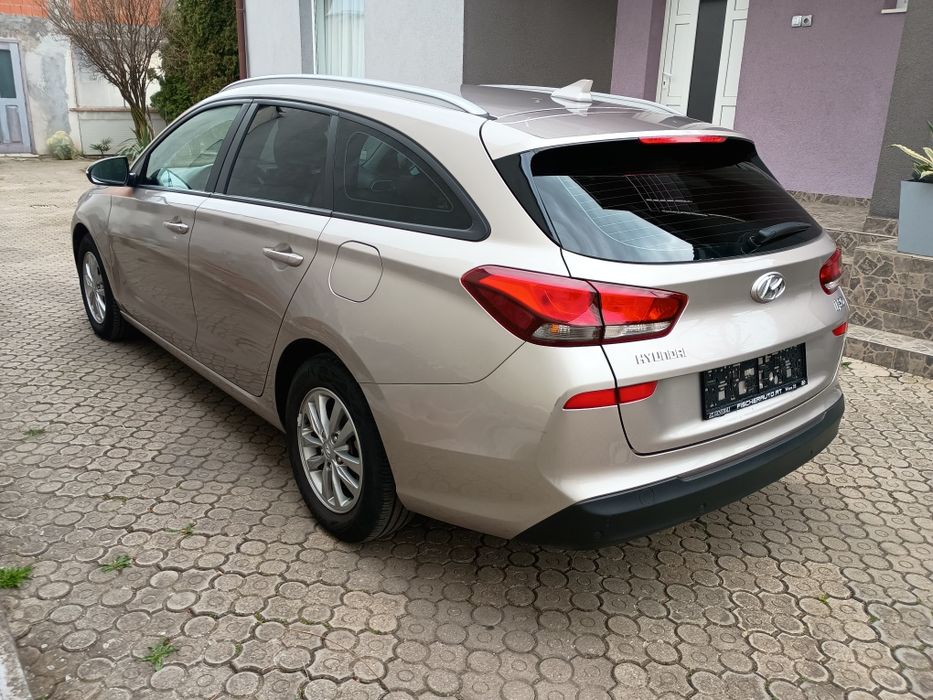 Hyundai i30 1.4Led/Lane Asist/Bluetooth/Pilot automat/euro 6 An2019
