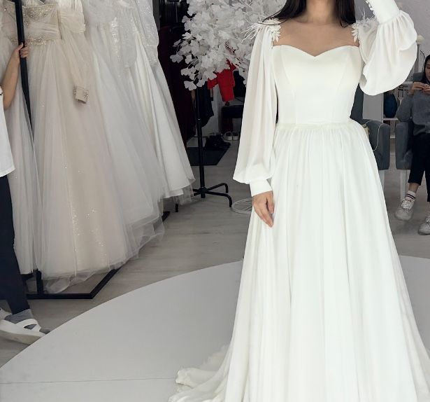 Свадебное платье