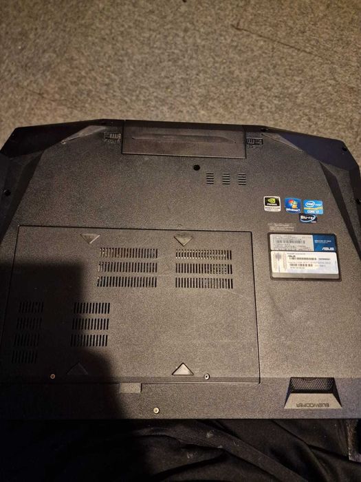 Laptop Vintage Gaming Asus i7