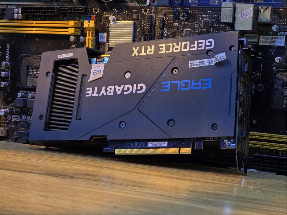 RTX 3060  Gigabyte Eagle OC