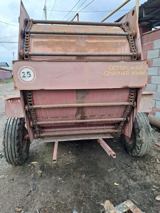 Рулонный пресс подборщик