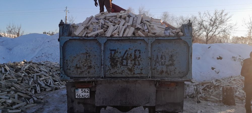 Колотые дрова осина