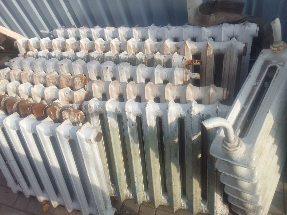 Батареи чугунные б.у