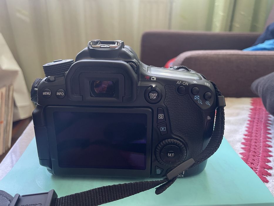 Canon eos 70 D cu obiective 18-55 mm IS Stm si 55-250 Is