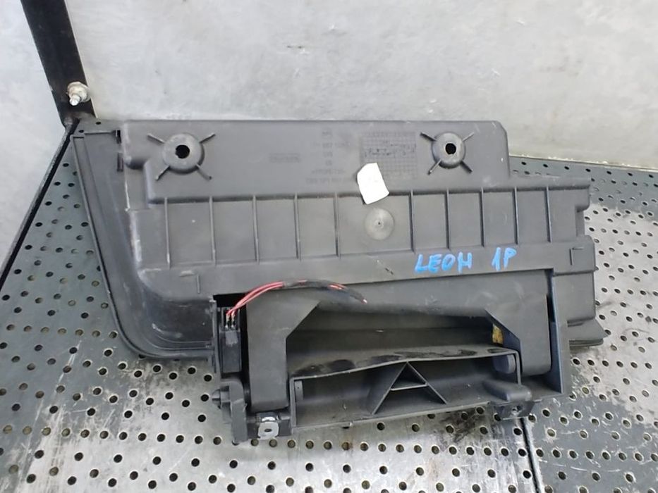 torpedou seat leon 1p1  1p1857103a