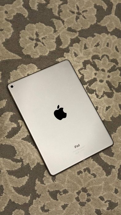 Ipad air 2 128 gb li  menyu va taqdimot uchun juda zo'r