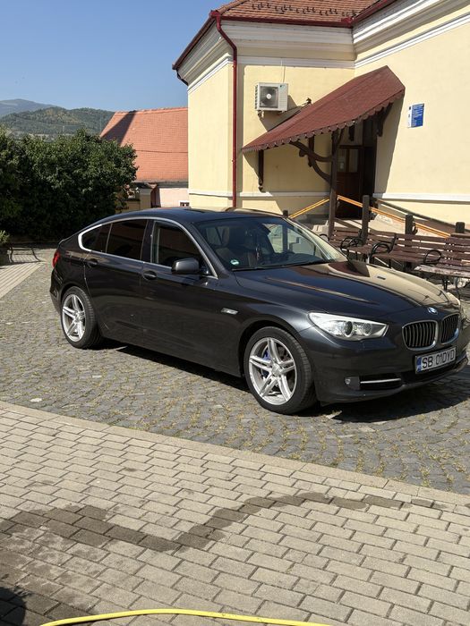 Vand sau schimb bmw 530 gt