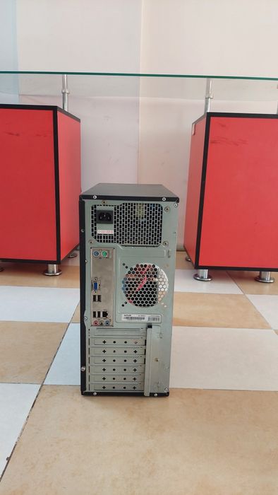 Продам системный блок на запчасти