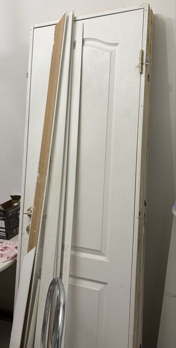 Продам дверь 5000тг