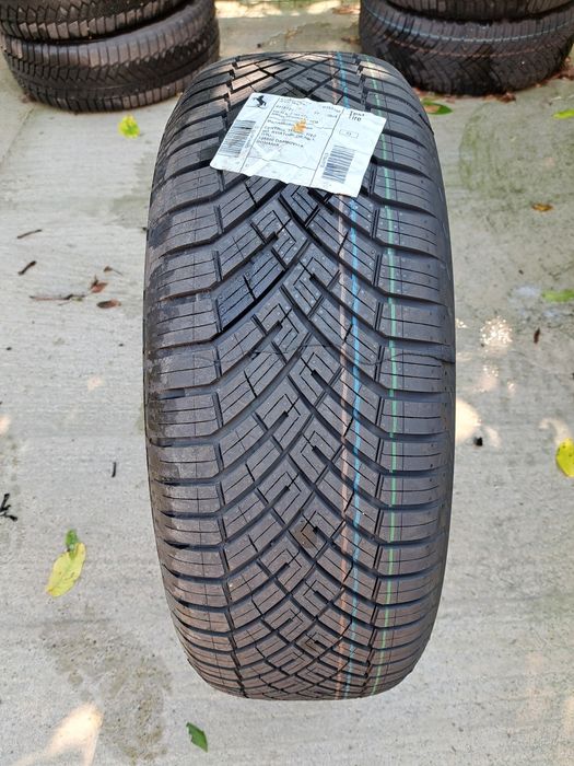 Vand 2 seturi de cauciucuri de iarna continental. 225/60/17R.    215/55/17R