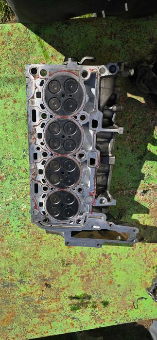 Глава за двигател B47d20