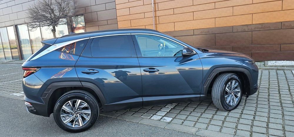 Hyundai Tucson Hybrid 4x4 • Automat • 2022 • 34.000 km