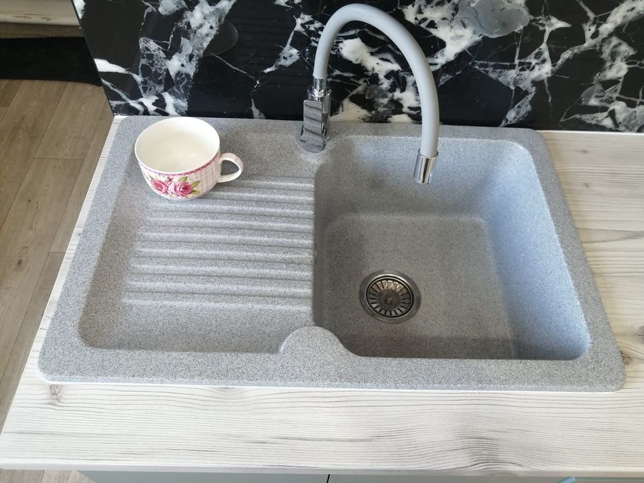 Кухонный гарнитур +мойка+газ