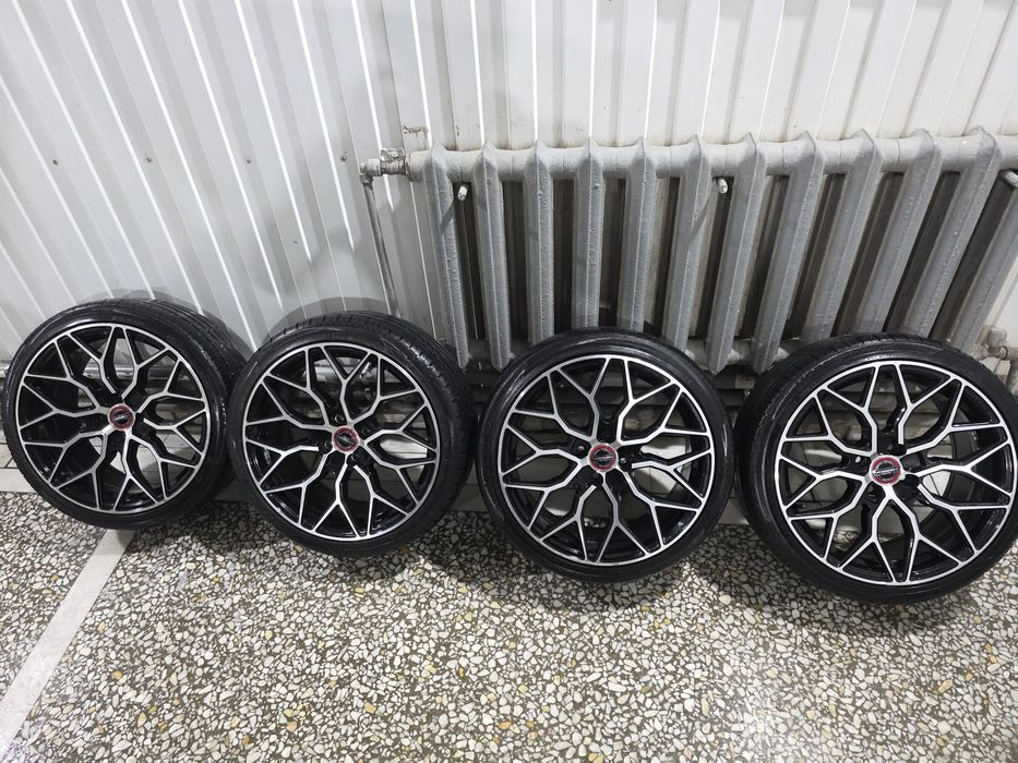 Диски 17 Vossen hf 2 r17. 4:100.  4:98