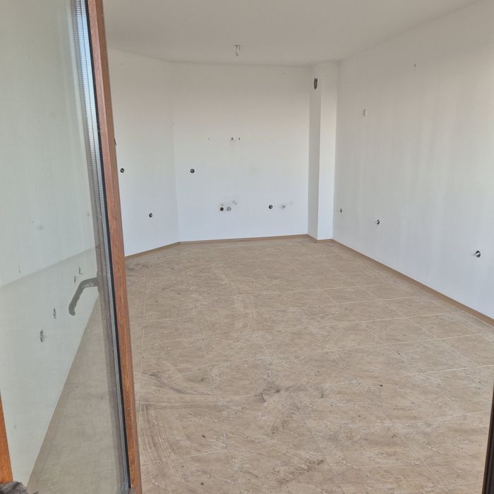 Тристаен апартамент Слънчев бряг зад Лидл