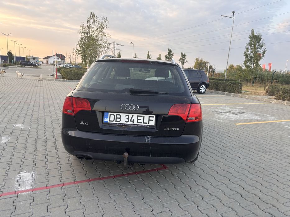 Vand Audi A4 b7 an  usor negociabil .