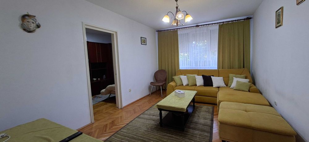 Inchiriez apartament 4 camere, Tiglina 2