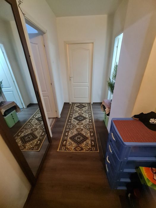 Vind 1camera decomandat et1