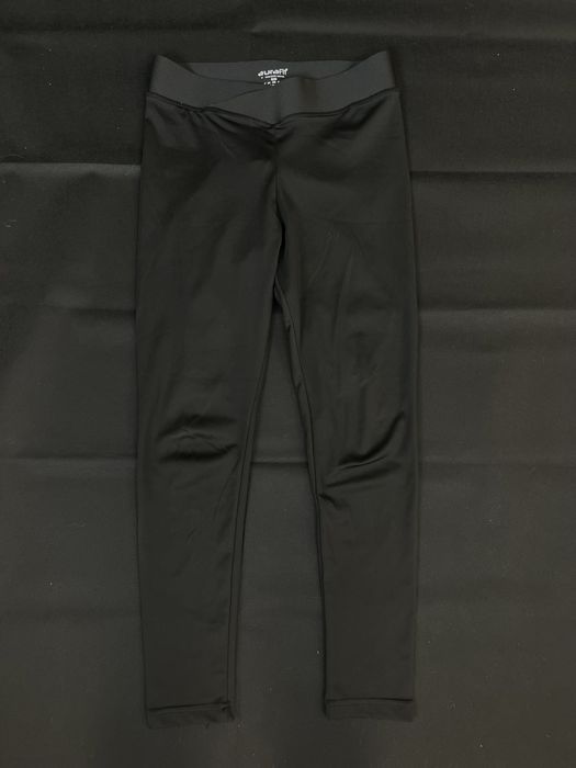 Черен клин размер S/M