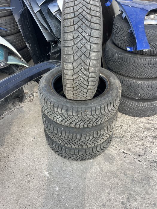 Гуми 185 60 15 Pirelli 2021г