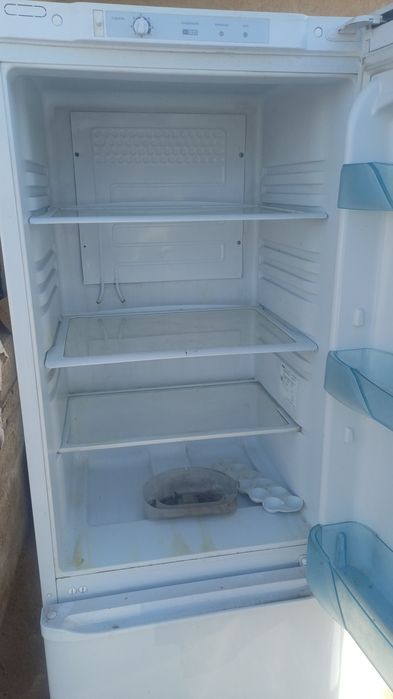 Продам холодильник