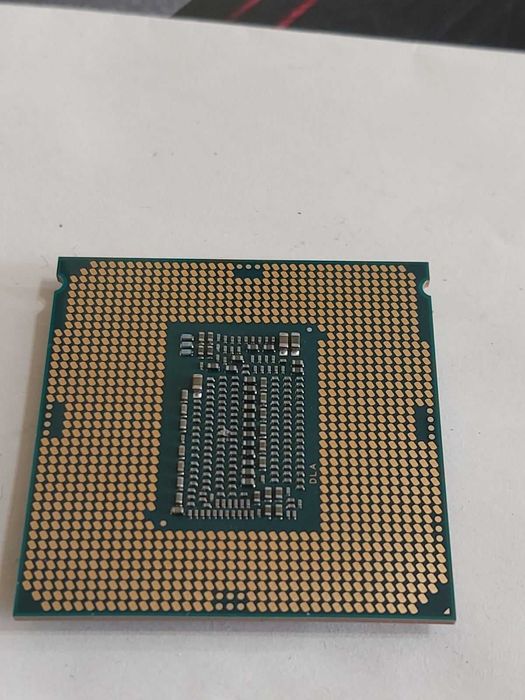 Intel Core i7 9700 и 9700F, 8-ядрени, LGA 1151