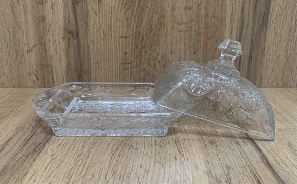 Вазы конфетницы салатницы