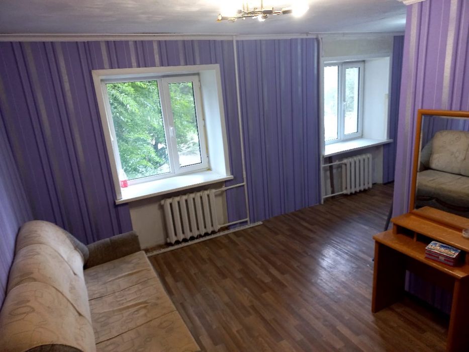 Комнату в малосемейном общежитии