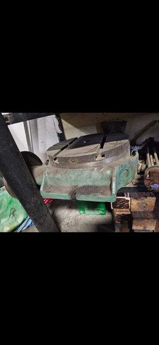 Делителни маси, три броя