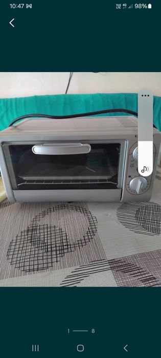 Mini cuptor electric