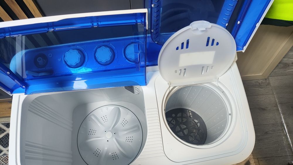 Стиральная машинка полуавтомат