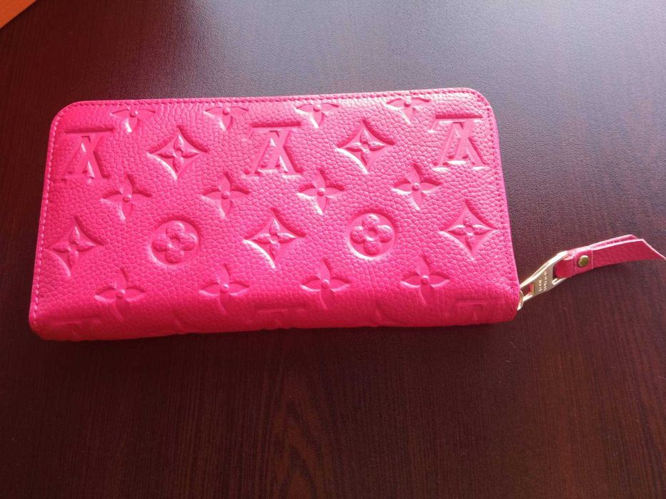 Портмоне Louis Vuitton Розово закопчаване с цип Дамски Портфейл
