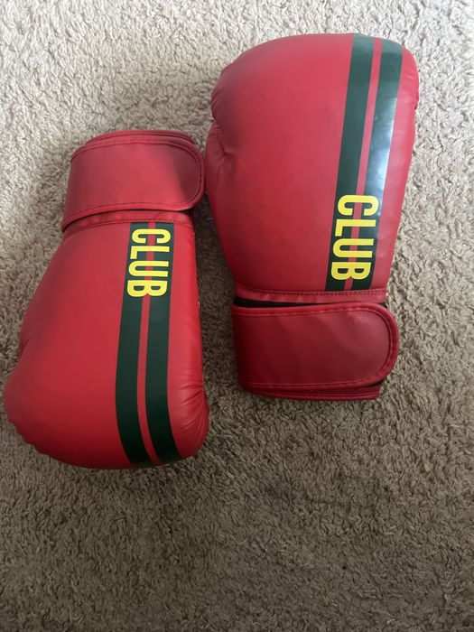 Manusi box 16 OZ 50 lei
