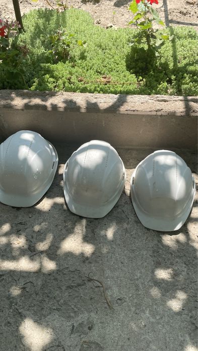 Строительные каски