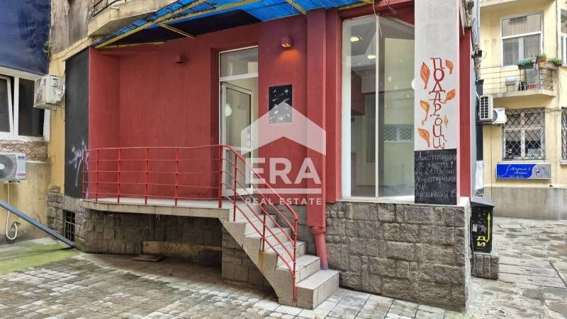 Ера Тера предлага под наем магазин-офис, в центъра на София.