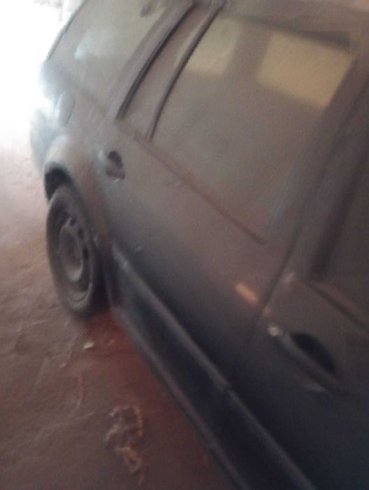 VOLKSWAGEN Golf 2000 — imagine 4