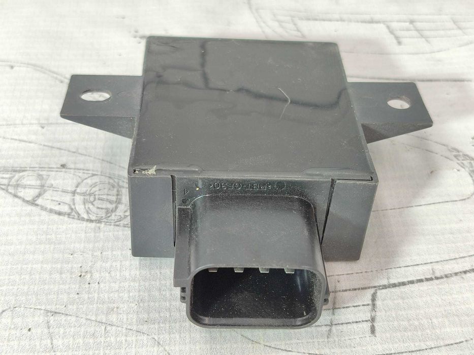 Modul control pompă combustibil Jaguar F-Pace COD: FK72-9D370-AD 2018 / [2016+] / (5D3)