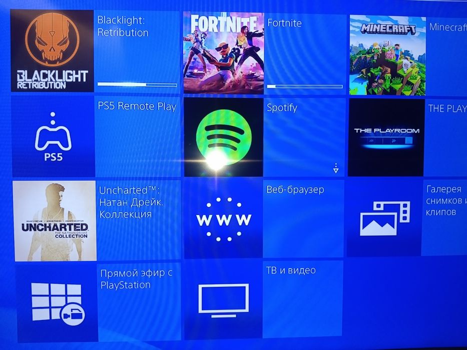 Sony PlayStation 4 500gb 2 геймпада