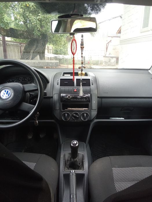 VOLKSWAGEN Polo 2007