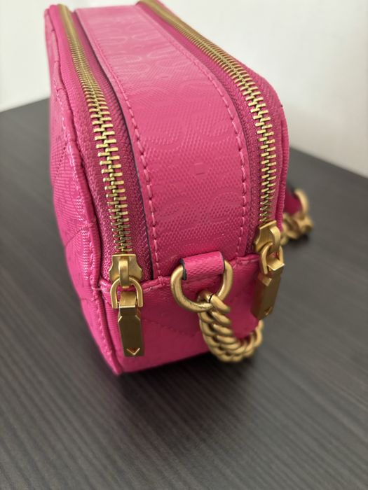 дамска чанта guess