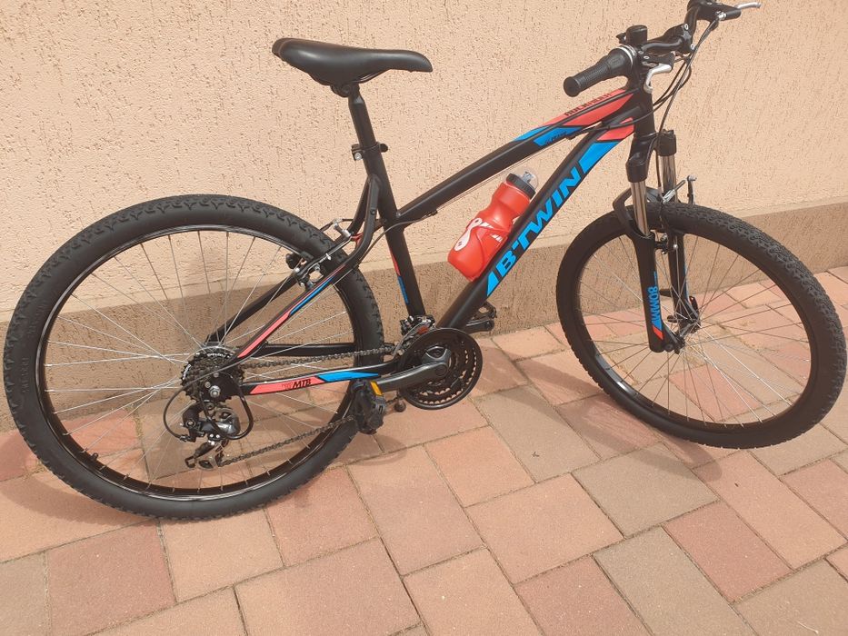 Vând bicicleta Btwin